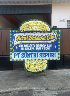 Papan Bunga Duka di Muararapak